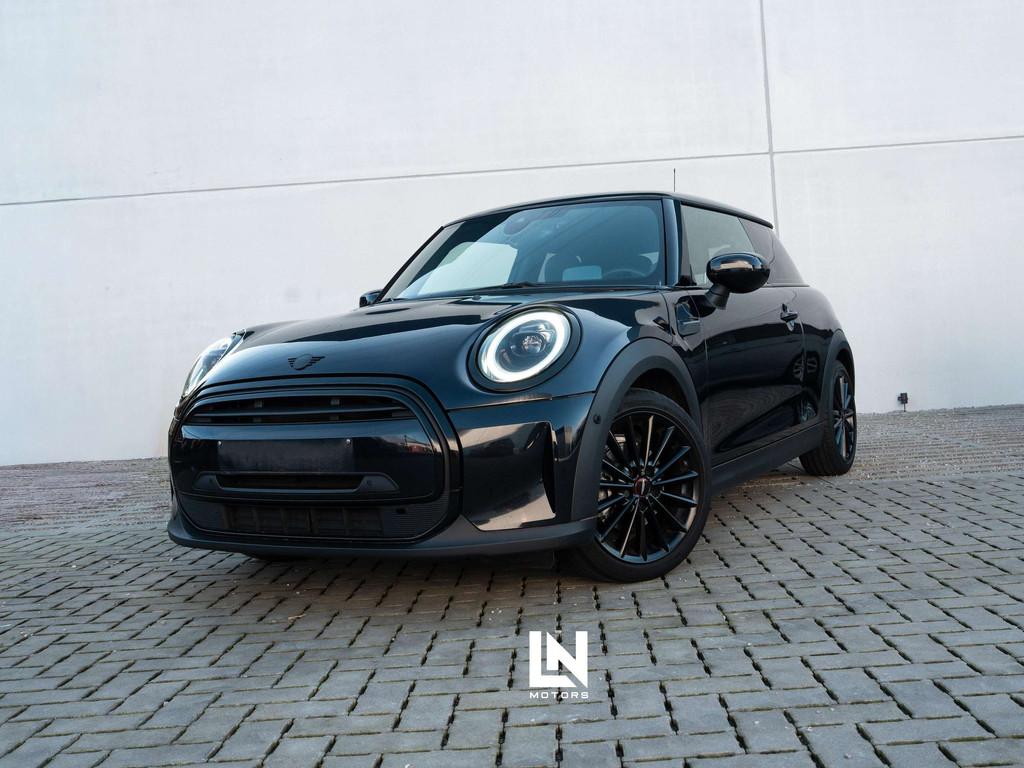 MINI Cooper FULL OPTION! John Cooper Works Velgen | Camera |, Auto's, Mini, Bedrijf, Te koop, Cooper, ABS, Adaptieve lichten, Airbags