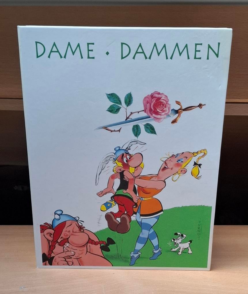 Jeu d'échecs d'Astérix et Obélix basé sur l'album « La Rose, Enlèvement ou Envoi, Astérix et Obélix