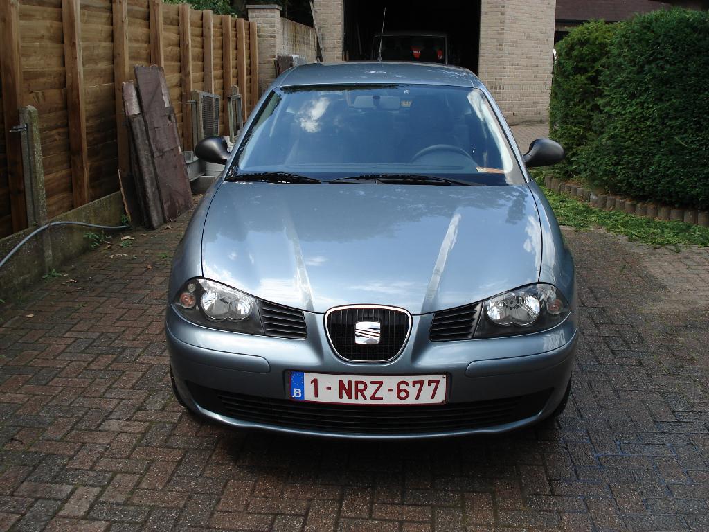 seat ibiza, Auto's, Voorwielaandrijving, Zwart, 4 cilinders, Blauw