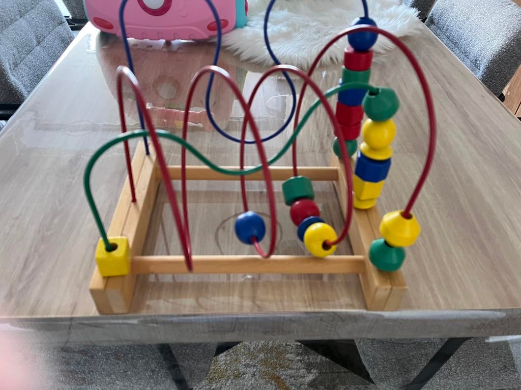 Grande spirale à perles en bois 5,00€ comme neuve, Enfants & Bébés, Enlèvement, Comme neuf