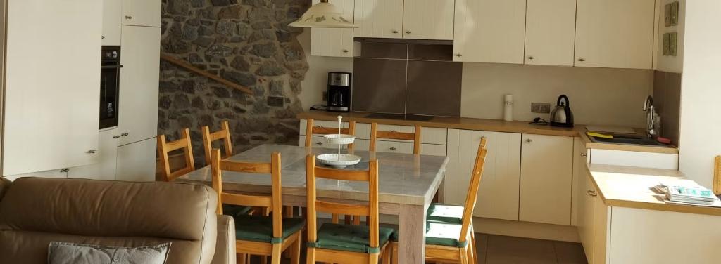 Vakantiehuis in Viroinval, 8 personen, 4 of meer slaapkamers, In bos, Overige typen