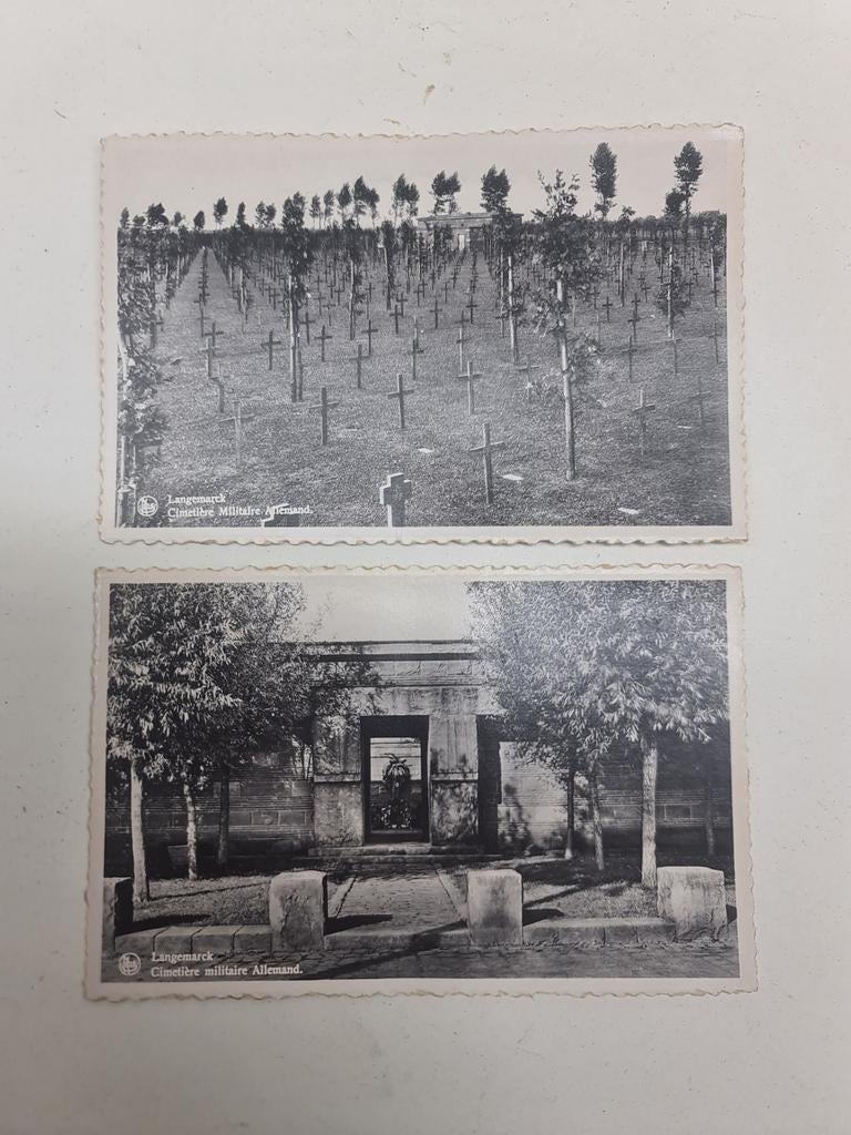 2 cartes postales Cimetière allemand de Langemark, Enlèvement ou Envoi