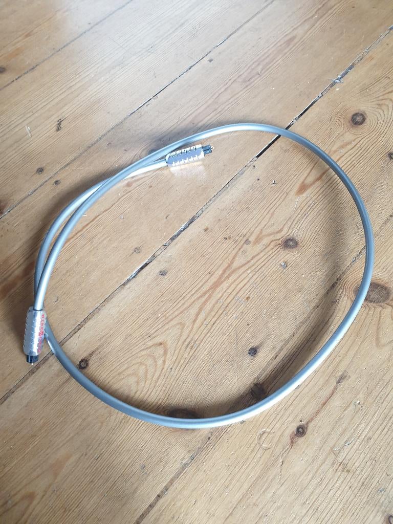 Câble toslink optique Wireworld (1m) , TV, Hi-fi & Vidéo, Câbles audio & Câbles de télévision, Comme neuf, Câble optique, Moins de 2 mètres