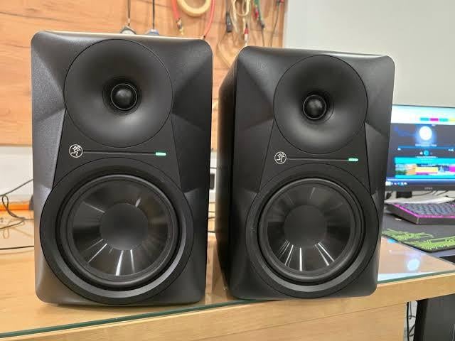 2x Mackie MR624 studiomonitors, Audio, Tv en Foto, Luidsprekerboxen, Ophalen