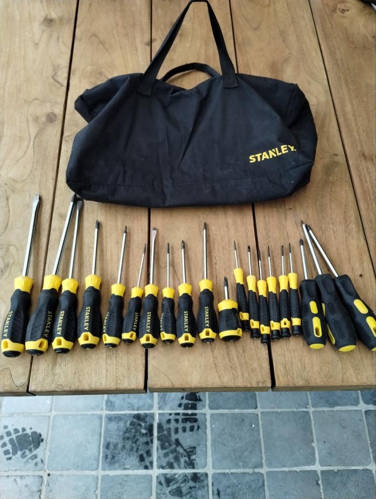 Schroevendraaier set Stanley, Enlèvement