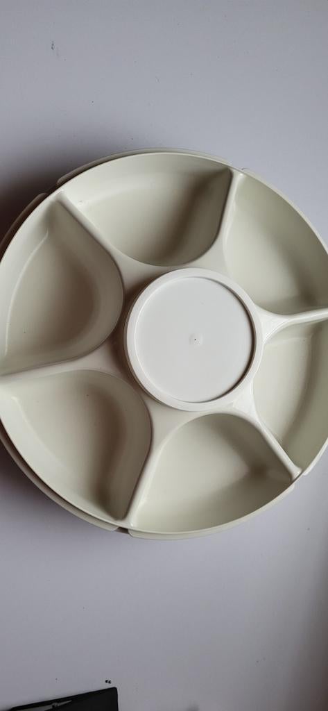 Tupperware doos, Ophalen