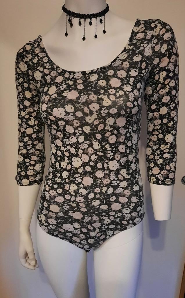 C&A body/bodysuit "S", Kleding | Dames, C&A, Ophalen of Verzenden, Overige kleuren, Body of Korset