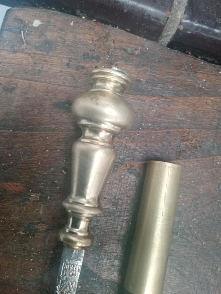 Fleur-de-lis-wandelstok (gemaakt in Spanje), Antiek en Kunst, Ophalen of Verzenden