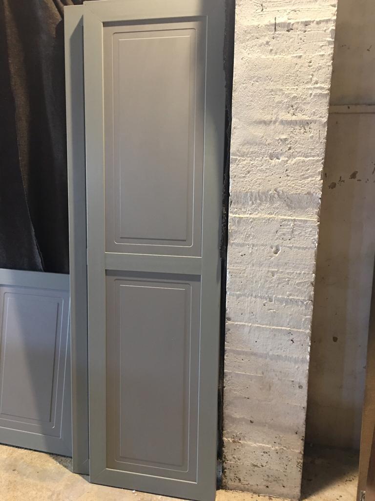 Volets battants gris pièce, Comme neuf, Gris, Moins de 100 cm, 200 cm ou plus