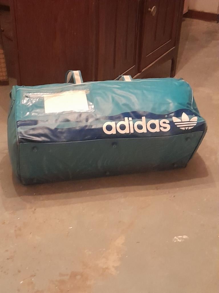 Grote ADIDAS sporttas nieuw 55€ PROMO 35€, Ophalen of Verzenden, Zo goed als nieuw