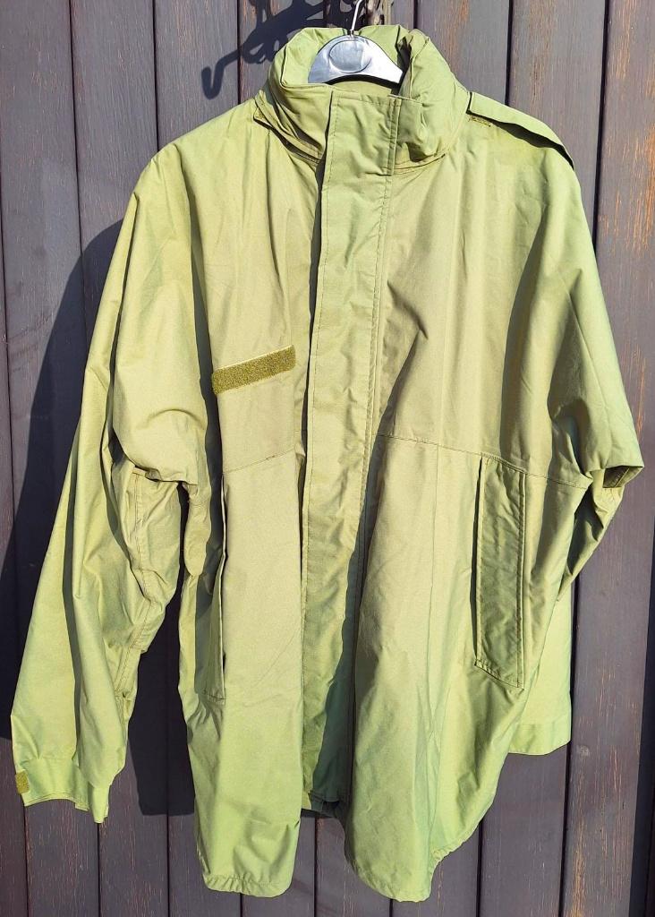 Parka surveste militaire étanche en TBE !, Collections, Objets militaires | Général, Armée de terre, Enlèvement ou Envoi