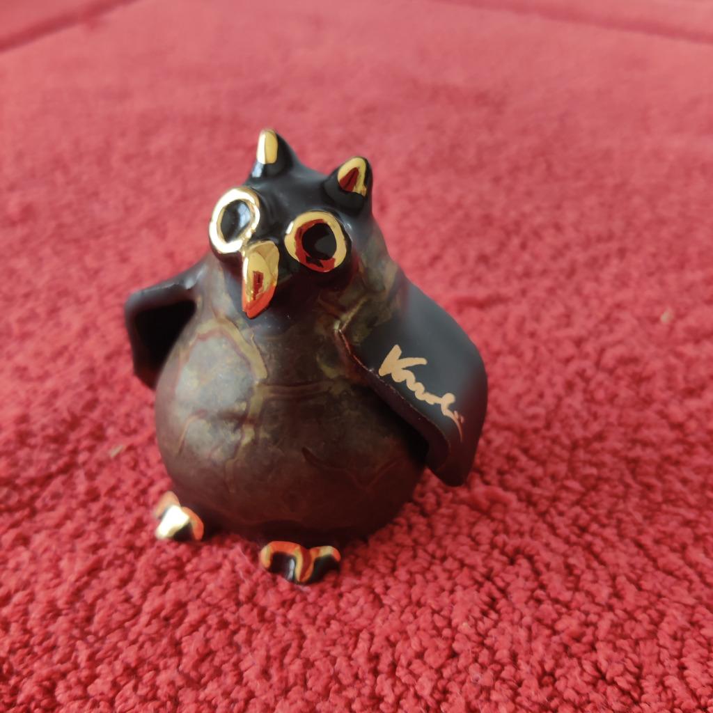 Keramisch beeldje uil, Ophalen