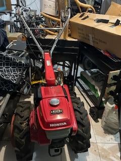 Motorploeg Honda F560 met complete accessoires, Ophalen, Gebruikt, Benzine, Tuinfrees