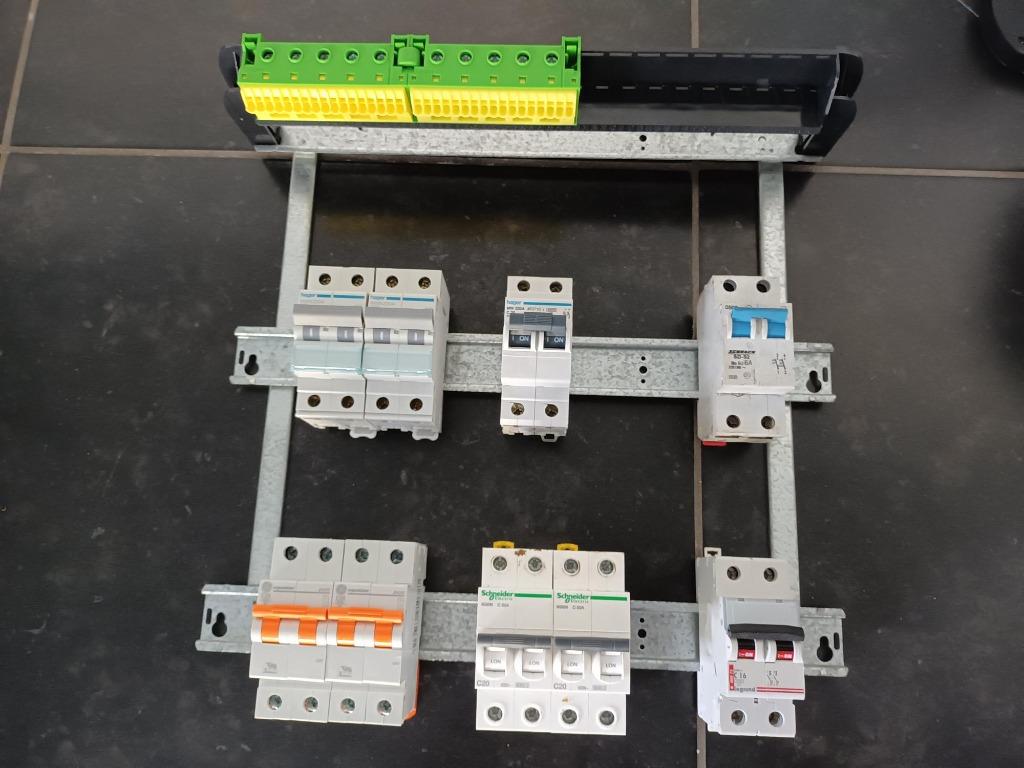 Onderdelen zekeringskast, zekeringen, automaten, Ophalen of Verzenden, Gebruikt