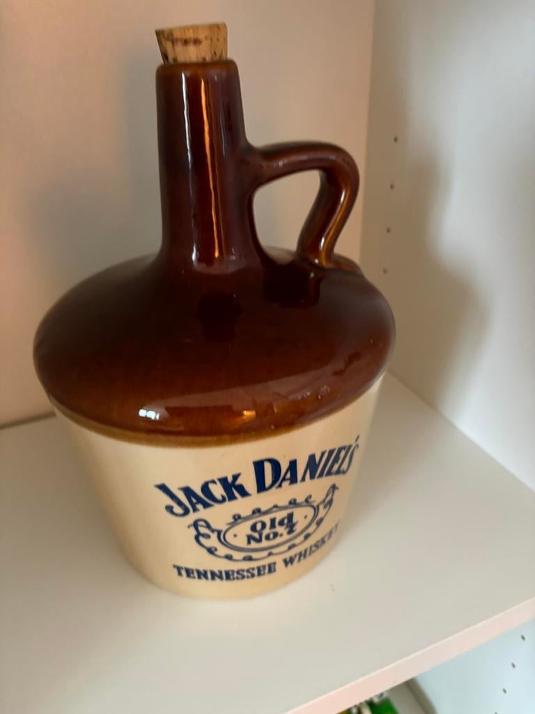 Jack Daniels, Antiquités & Art, Enlèvement