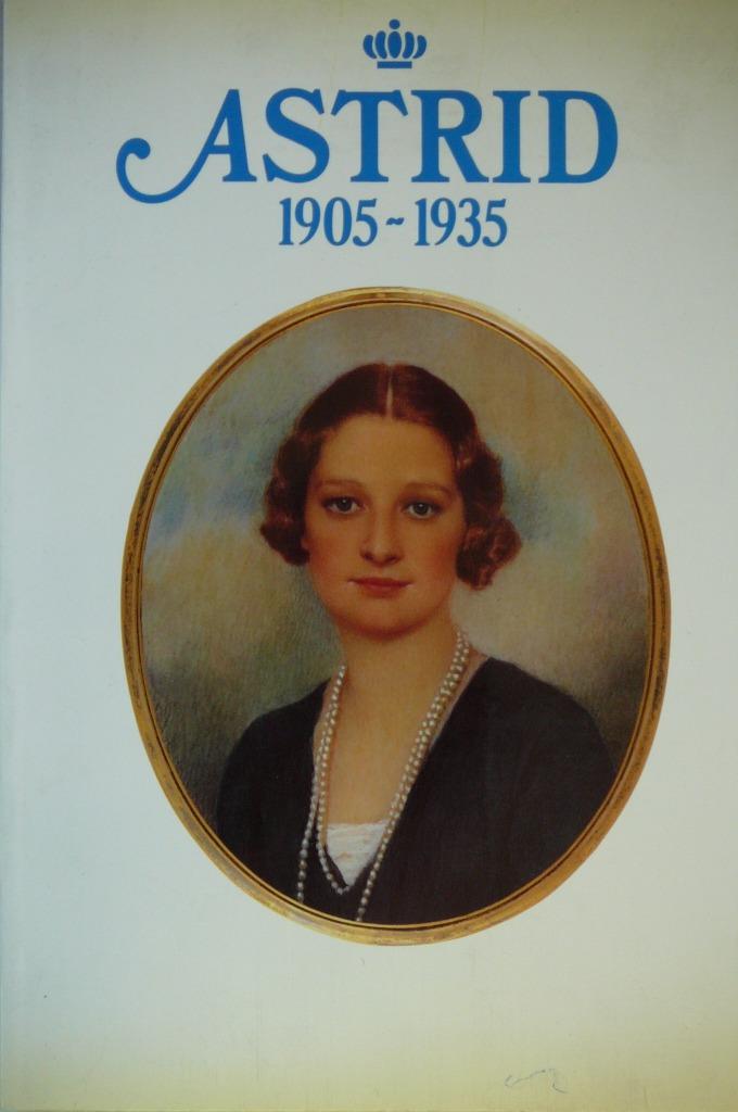 Astrid 1905 - 1935, Ophalen of Verzenden, Gebruikt, Tijdschrift of Boek
