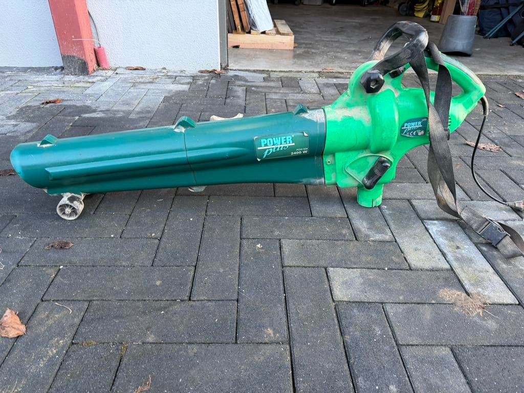 Aspirateur et souflere de feuilles, Enlèvement, Comme neuf