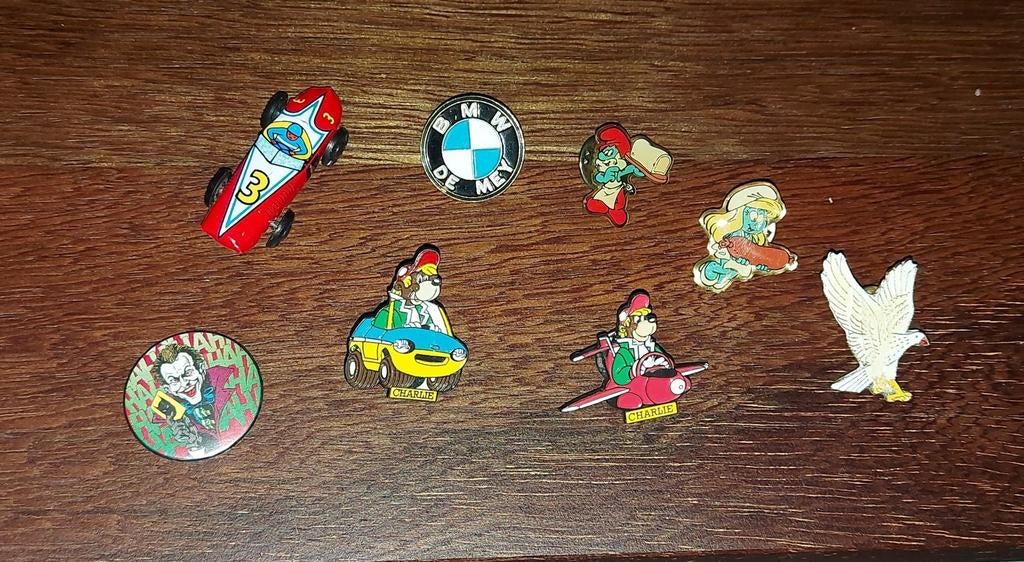 Pins en badges, Ophalen, Gebruikt