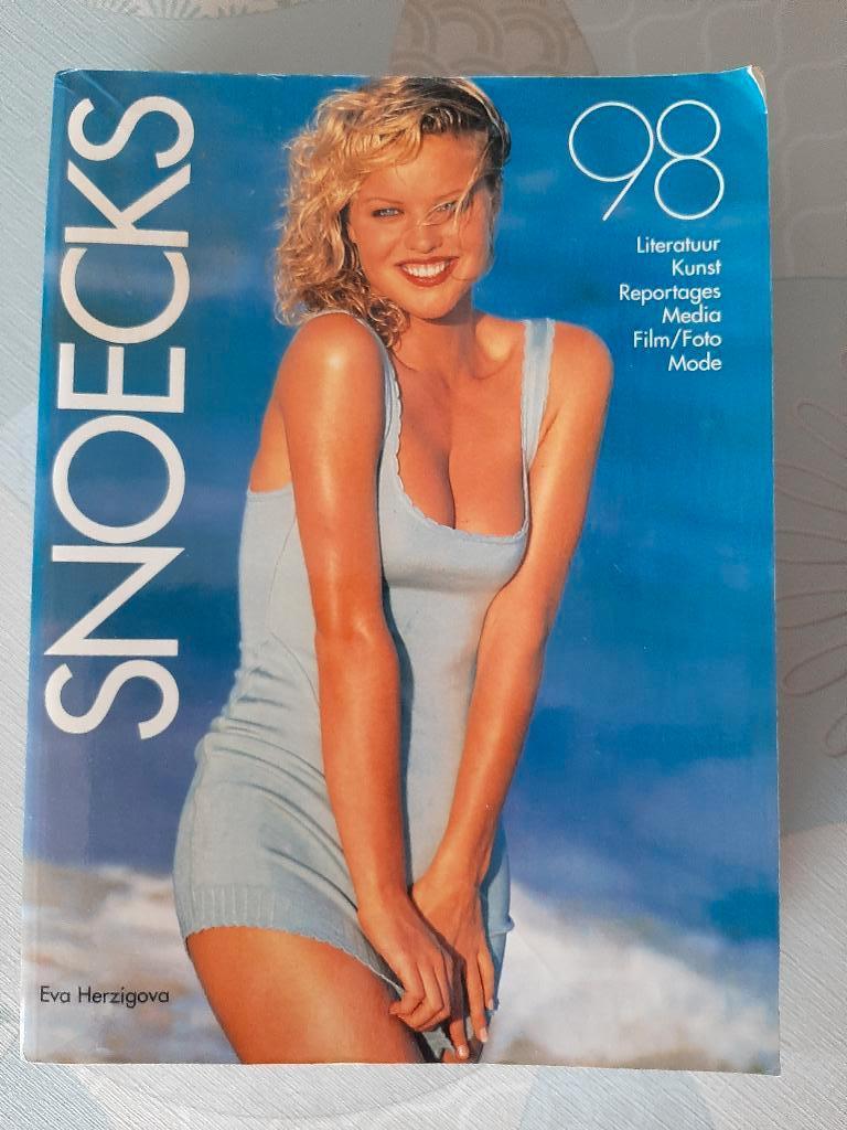 SNOECKS 1998  -  Jaarboek, Boeken, Kunst en Cultuur | Fotografie en Design, Zo goed als nieuw, Ophalen of Verzenden