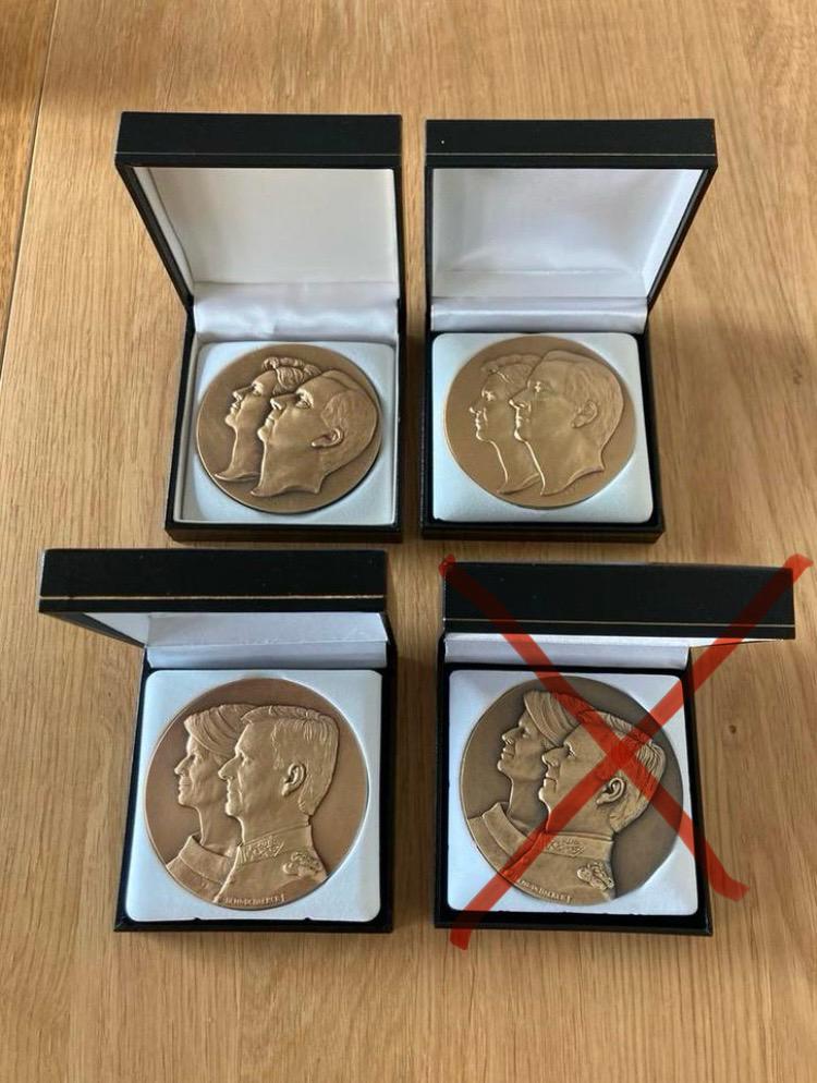 Médailles de bronze des couples royaux belges, Collections, Enlèvement ou Envoi