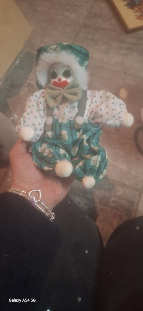 Clown porcelaine, Enlèvement ou Envoi