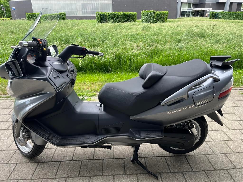 Suzuki burgman 650