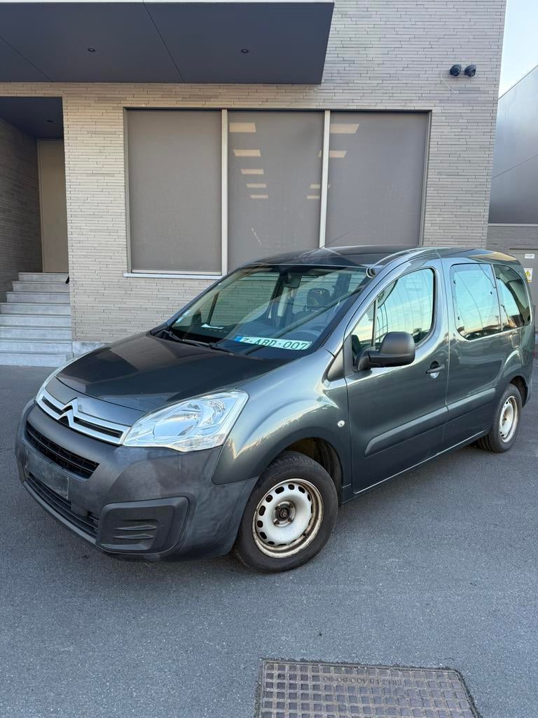Cirtroen berlingo/2016/170.000km/1.6diesel/euro5b/66kw, Auto's, Citroën, Euro 5, 1560 cc, Airconditioning, 66 kW