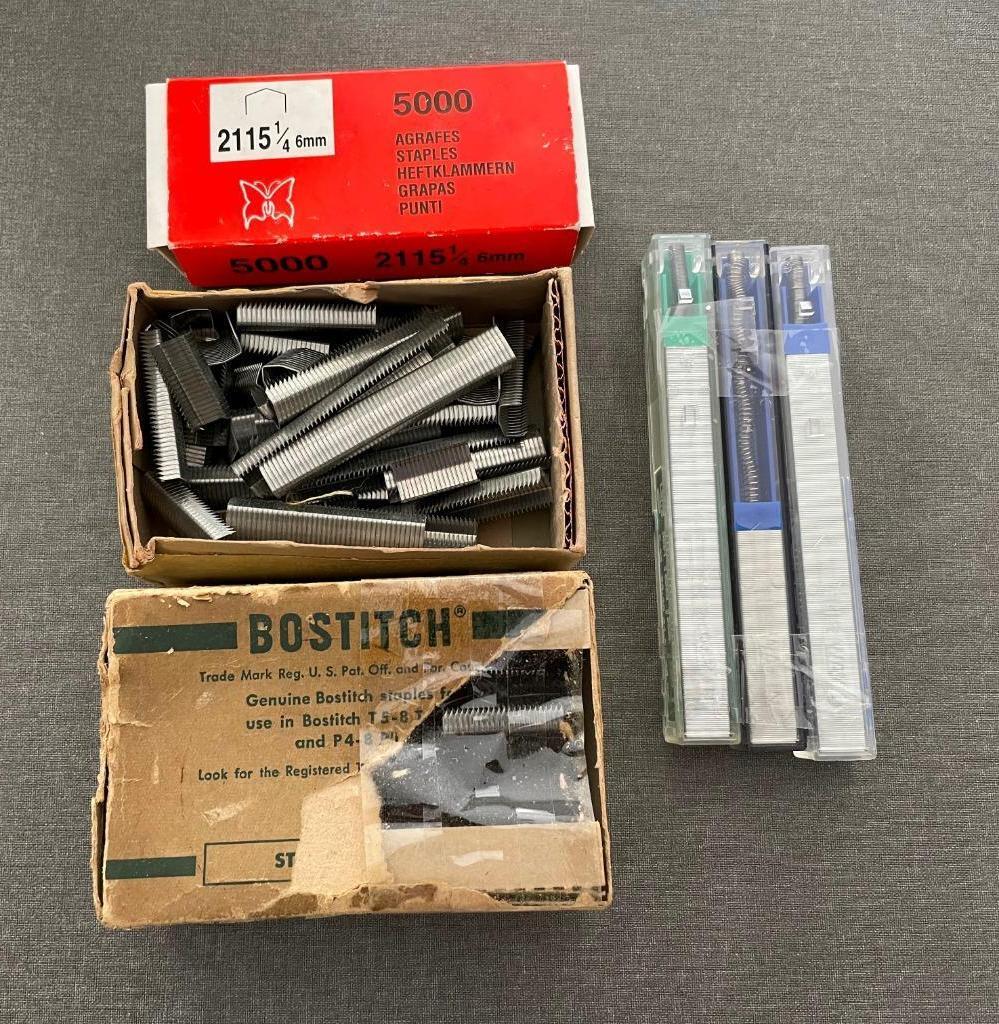 Agrafes pour ancienne agrafeuse, Enlèvement ou Envoi