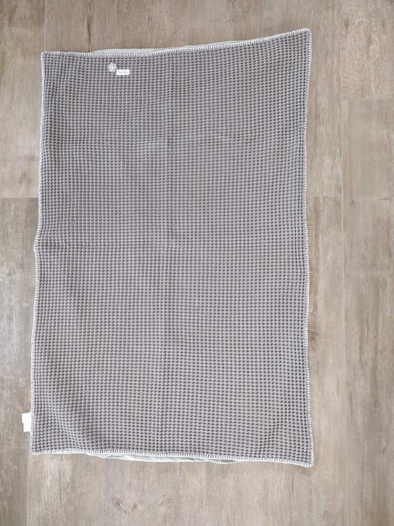 Koeka deken, Kinderen en Baby's, Dekens, Slaapzakjes en Inbakerproducten, Ophalen of Verzenden, Zo goed als nieuw, Deken