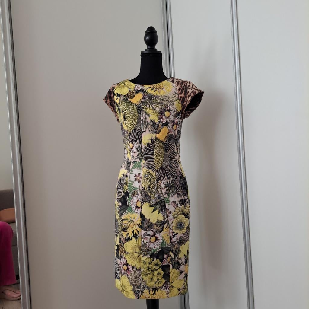 Dameskleed Marc'Cain, Maat 38/40 (M), Overige kleuren, Ophalen of Verzenden, Zo goed als nieuw