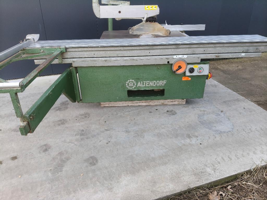 Paneelzaag/ formaatzaag altendorf met voorritser, Zakelijke goederen, Ophalen