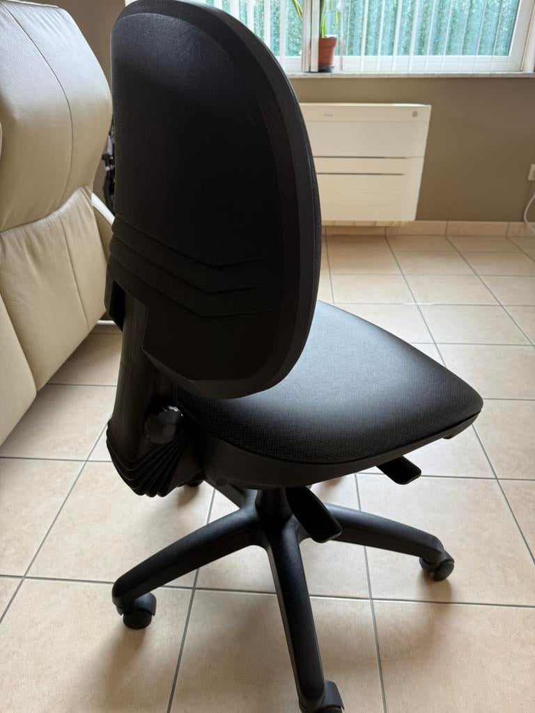 Chaise de bureau - réglable et confortable, Maison & Meubles, Chaises de bureau, Enlèvement, Comme neuf, Chaise de bureau