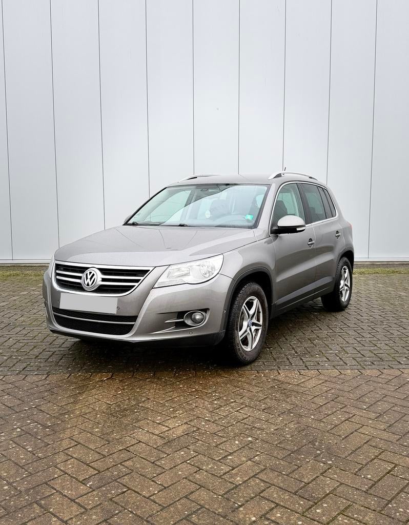 Volkswagen Tiguan Automaat 4x4, Auto's, Automaat, Euro 5, Zwart, Leder