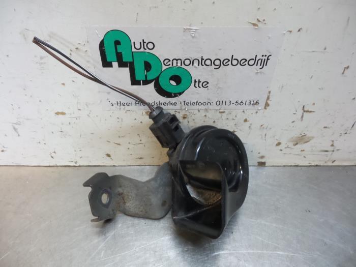 Klaxon d'un Volkswagen Golf (Golf 04-), Volkswagen, -, Utilisé, -