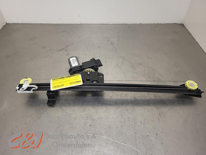 Mécanique vitre 2portes avant droite d'un Fiat Ducato, -, 3 mois de garantie, Utilisé, Fiat