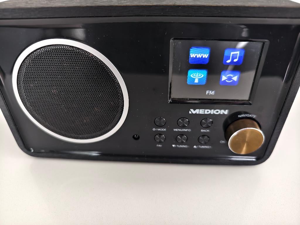 bluetooth wifi lan internet radio speaker (nieuwstaat), Ophalen, Zo goed als nieuw, Radio