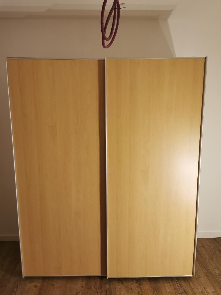 Kleerkast, Huis en Inrichting, Kasten | Kleerkasten, Ophalen, Met deur(en), 150 tot 200 cm, Zo goed als nieuw
