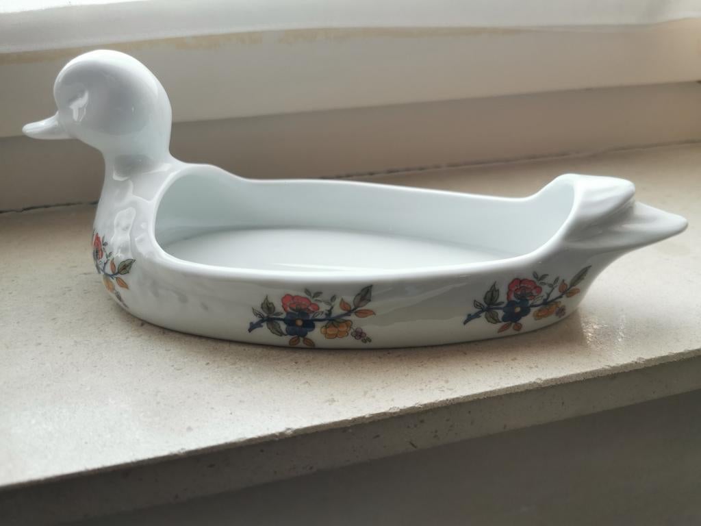 Mooi porseleinen bonbonnière, Ophalen