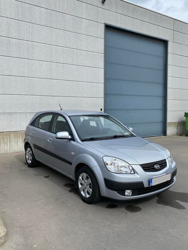Kia Rio 1.4, Autos, 0 kg, Argent ou Gris, Achat, 139 g/km