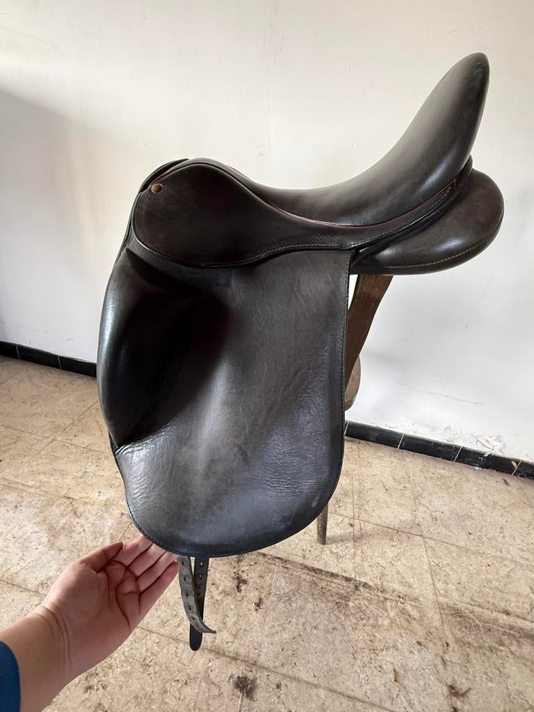 Dressuurzadel 16,5 inch, Enlèvement, Comme neuf