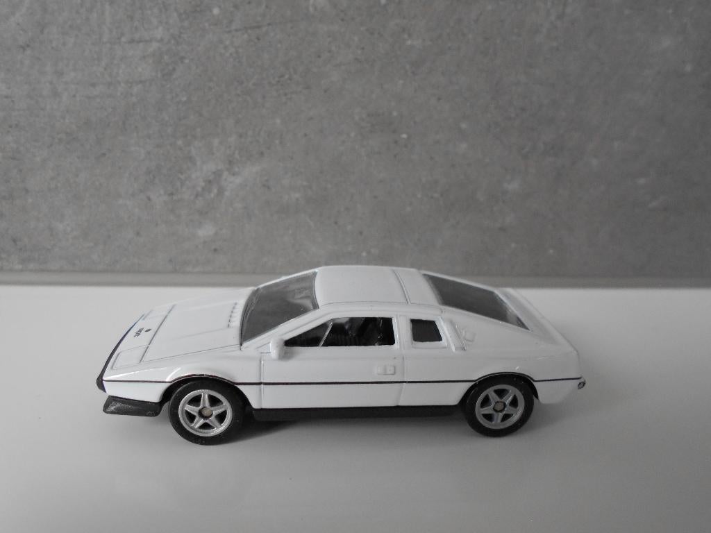 Lotus Esprit Type 79, Enlèvement, Neuf, Voiture