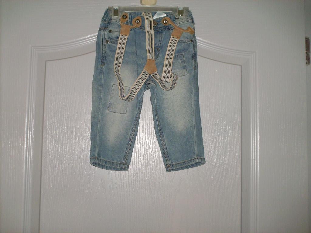 a vendre pantalon bébé, Enfants & Bébés, Enlèvement ou Envoi, Comme neuf, Garçon, Pantalon