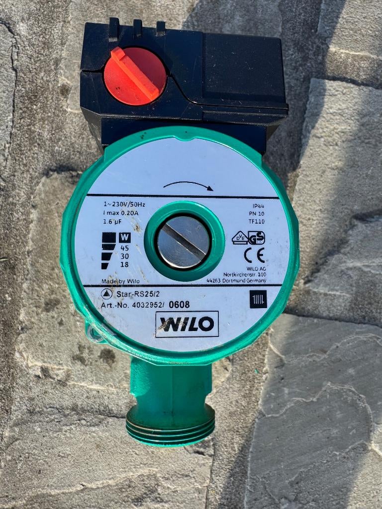 CIRCULATEUR WILO, Bricolage & Construction, Chauffage & Radiateurs, Utilisé, Chaudière CC ou Chaudière combinée, Enlèvement