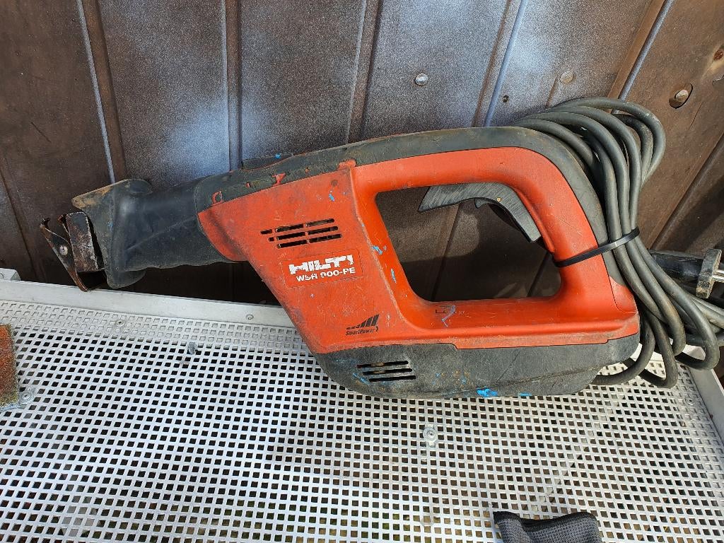 HILTI WSR 900-PE-reciprozaag Pendelreciprozaag heel goede, Ophalen, Gebruikt, 70 mm of meer, Hilti