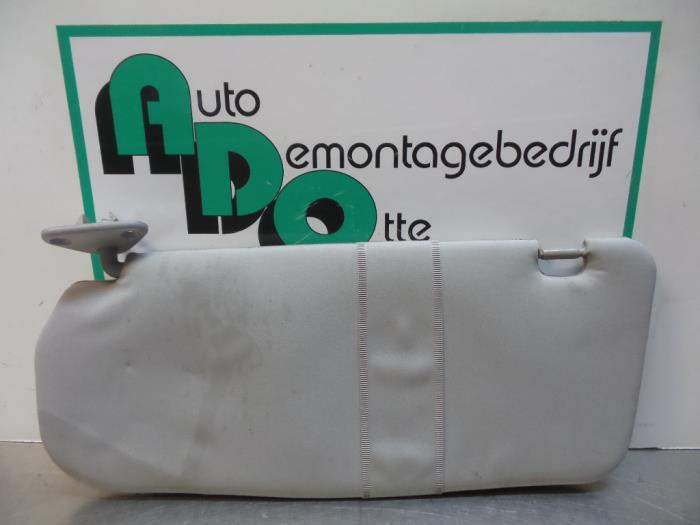 Pare-soleil d'un Mitsubishi Space Wagon (Space Wagon 99-), -, Utilisé, Mitsubishi, -