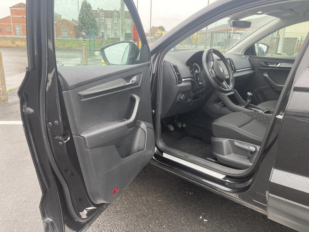 Skoda Karoq (bj 2018), Auto's, Skoda, Voorwielaandrijving, Stof, Gebruikt, 4 cilinders
