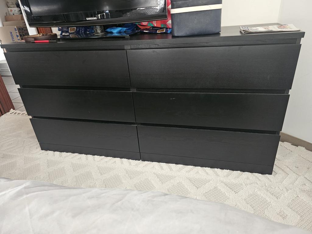 Commode à 6 tiroir, état neuf, Maison & Meubles, Armoires | Commodes, Enlèvement, Comme neuf