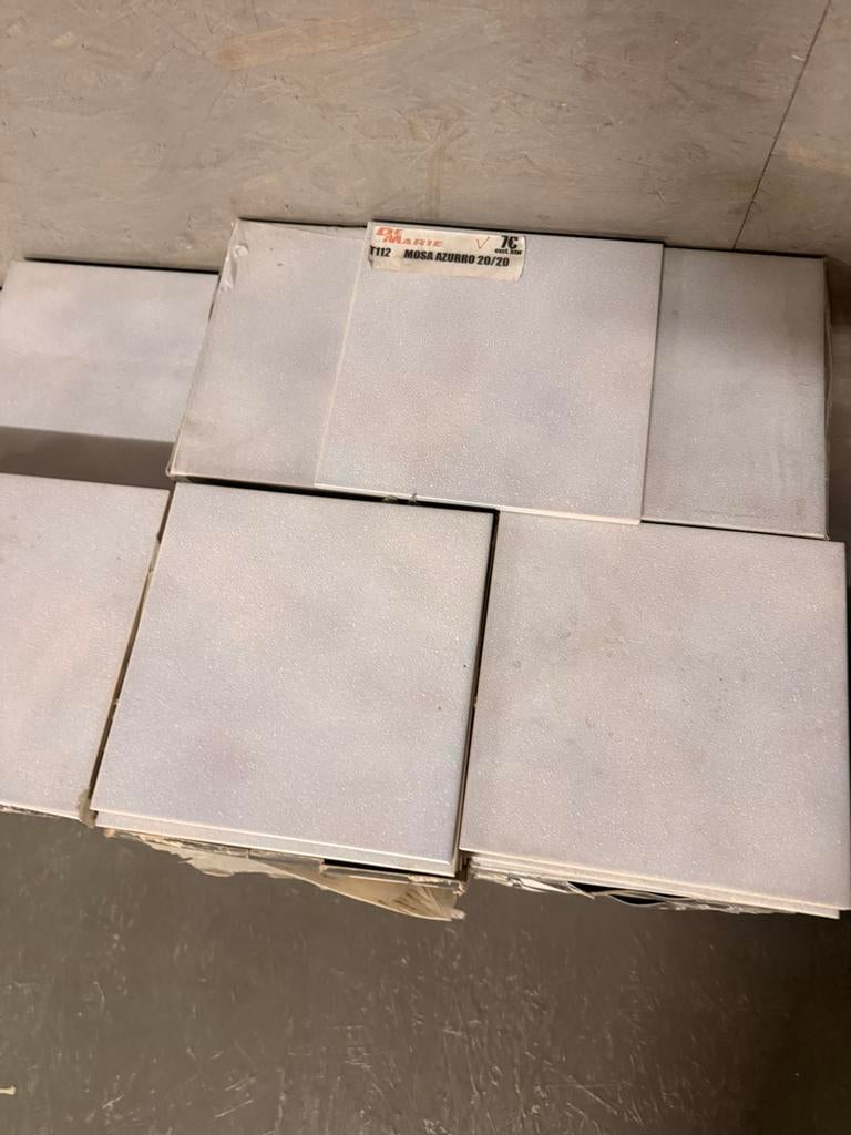 TE KOOP: Mosa Azzurro Faience Wandtegels – 20x20 cm (48 m²), Doe-het-zelf en Bouw, Tegels, Ophalen, Wandtegels, Nieuw, 20 tot 40 cm
