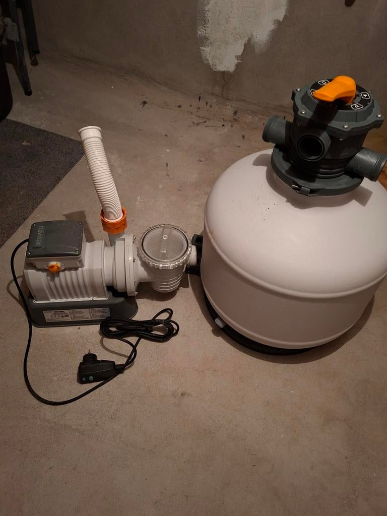 Stalen zwembad met zandfilter en warmtepomp ., Tuin en Terras, Zwembad-toebehoren, Ophalen, Gebruikt, Overige typen