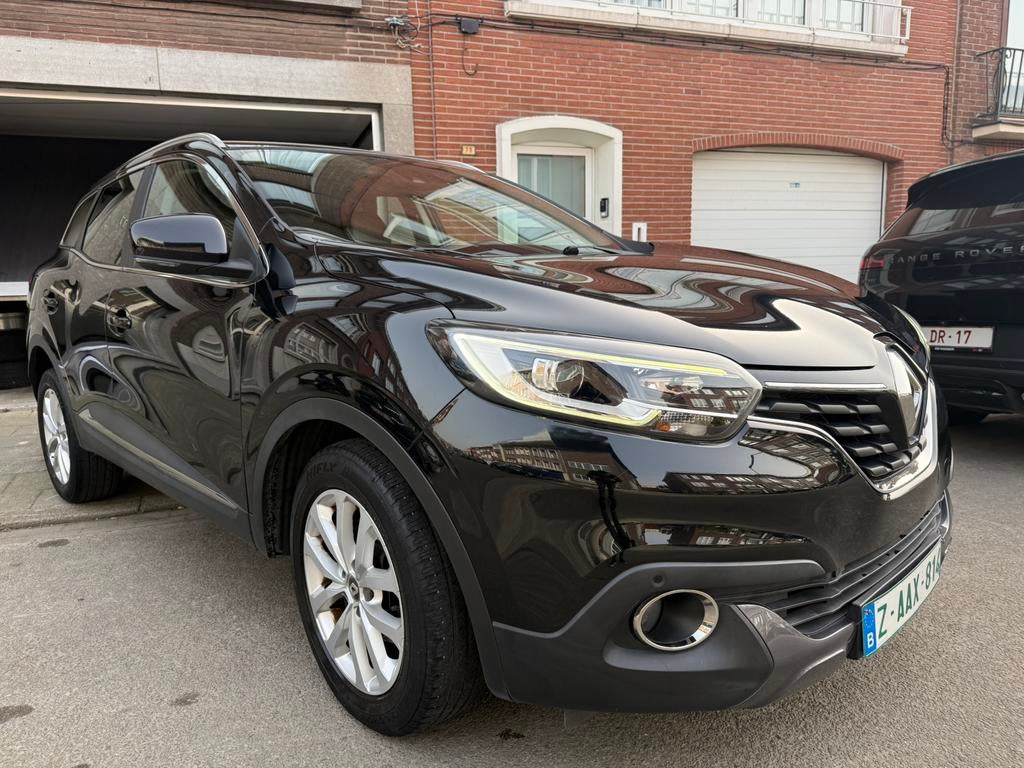 Renault kadjar 1.2tce 2015 156.877km gekeurd, Auto's, Renault, Voorwielaandrijving, 4 cilinders, Leder en Stof, Zwart